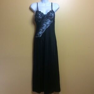 60s/70s sexy black lace nightgown. small